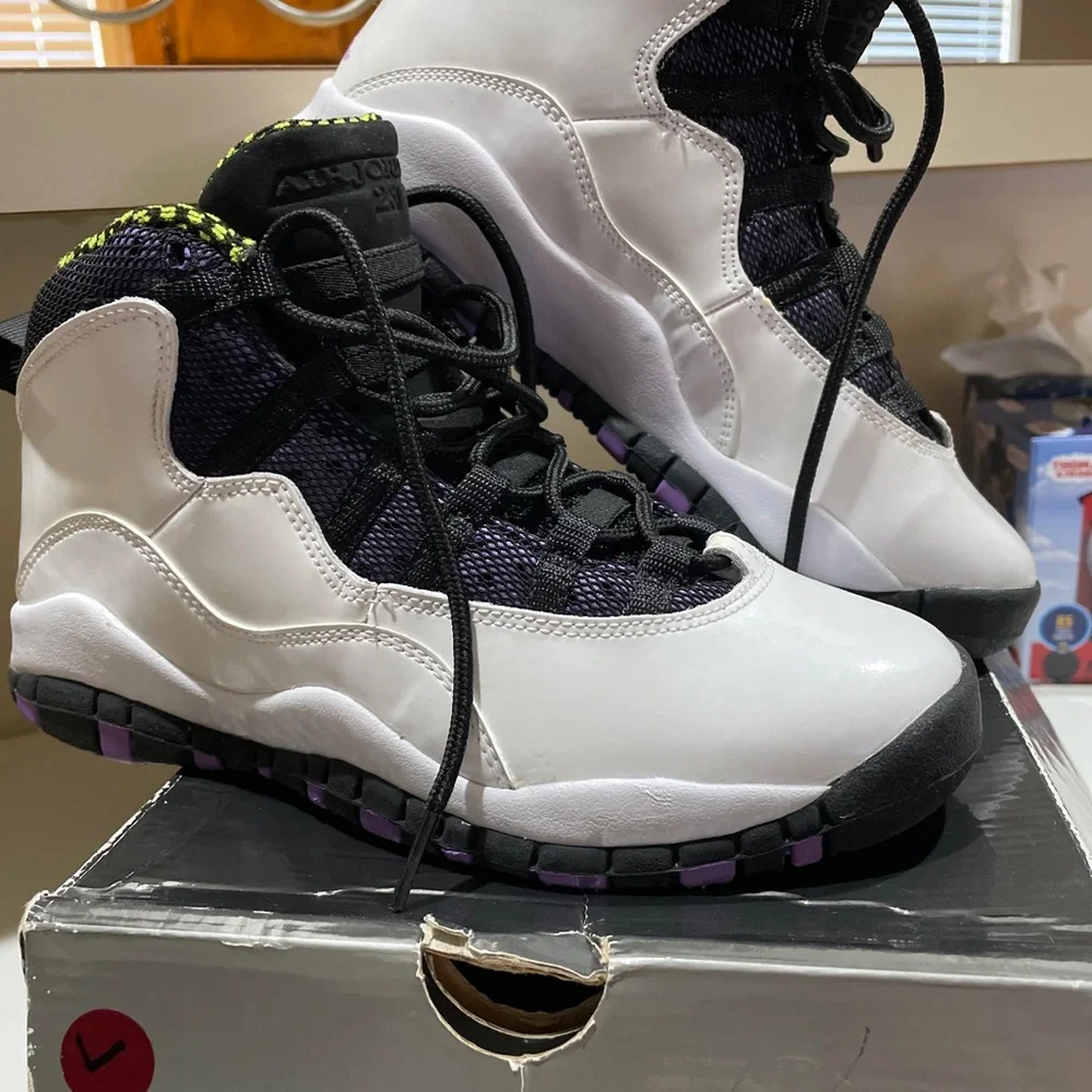 Girls Air Jordan 10 Retro (GS)  5Y - Picture 7 of 7